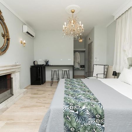 Glykanisos Suites Néa Péramos Dış mekan fotoğraf
