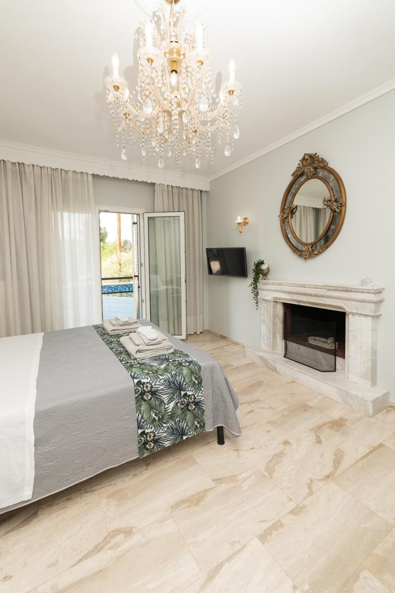 Glykanisos Suites Néa Péramos Dış mekan fotoğraf